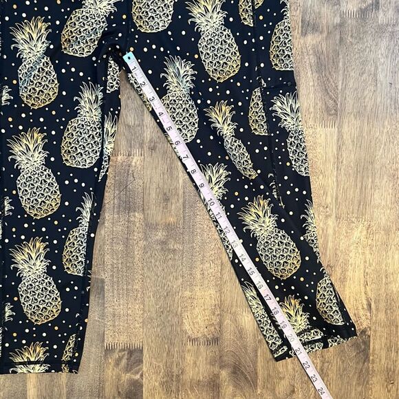 CVG Constantly Varied Gear Fineapple Pineapple Retired Capri Tights Size XXLarge - Picture 6 of 8